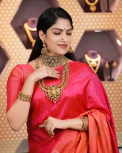 swasika-latest-photos