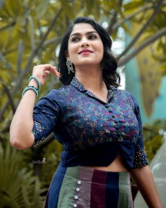 swasika-new-photoshoot-pictures-004