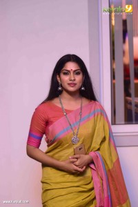 swasika-pictures-445-00659