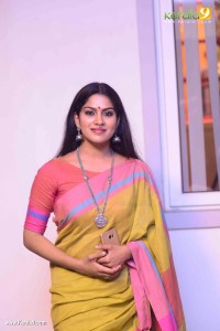 swasika-pictures-445-00779