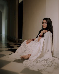 swasika-vijay-in-onam-fashion-dress-photos-006