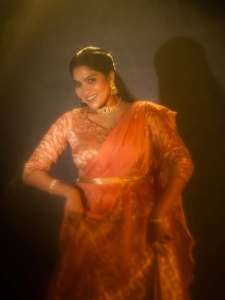 swasika-vijay-latest-images-013