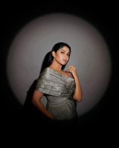 swasika-vijay-latest-pictures