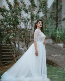 swasika-in-white-gown-dress-images-002