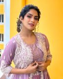 swasika-new-photoshoot-pictures-014