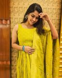 swasika-new-photoshoot-pictures-026