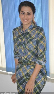 taapsee-pannu-event-photos-00122