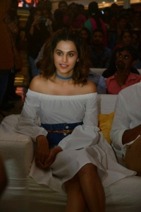 taapsee-pannu-latest-images-09888