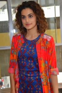 taapsee-pannu-latest-photos-111-01028