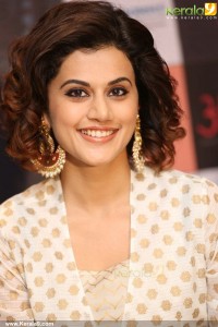taapsee-pannu-latest-photos-578-00218