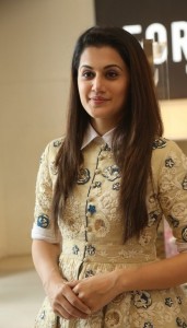 taapsee-pannu-latest-photos0000466