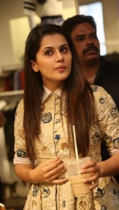taapsee-pannu-latest-photos0001525
