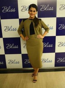 taapsee-pannu-latest-photos02-00629