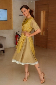 taapsee-pannu-latest-pics-08522-566