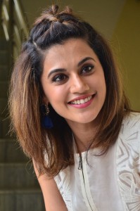 taapsee-pannu-latest-pics-22242