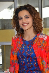 taapsee-pannu-latest-pics-333-00366