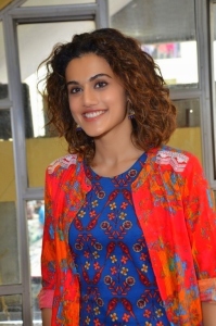taapsee-pannu-latest-pictures-442-00245
