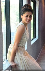 taapsee-pannu-new-images-00177