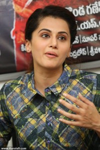 taapsee-pannu-new-photos-00147