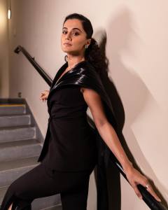 taapsee-pannu-photo-wallpaper-006