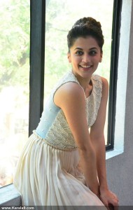taapsee-pannu-pics-00395