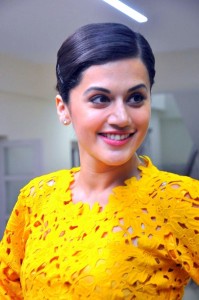 taapsee-pannu-pics-200-00345