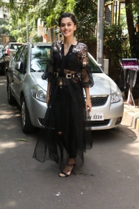 taapsee-pannu-pics-333-00147
