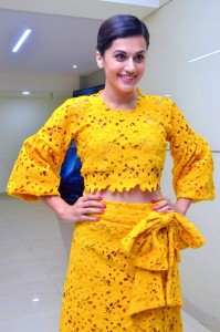 taapsee-pannu-stills-400-00338