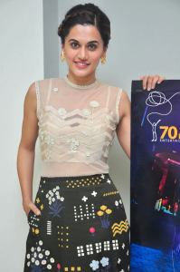 tapsee-pannu-latest-stills-453-00138