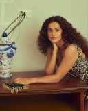taapsee-pannu-in-bodycon-short-dress-with-curly-hair-style-photos-004