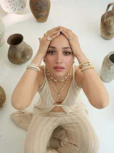 tamanna-bhatia-latest-photos-in-tamanna-jewellery-collection-015