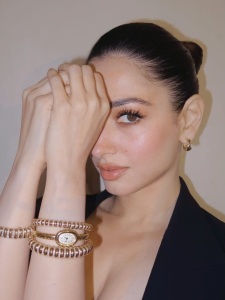 tamanna-bhatia-latest-photos-with-her-jewellery-brand-023