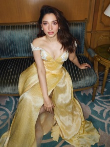 tamanna-bhatia-new-photos-in-fashion-show-latest-006