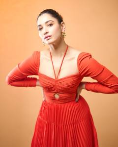 tamanna-in-winter-collection-003