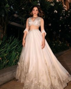 tamanna-new-photos-in-lehenga-007