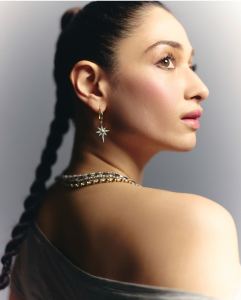 tamanna-stunning-look-in-black-and-silver-combination-bodycon-dress-photos-011