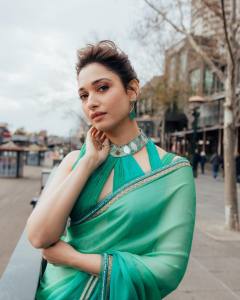 tamannaah-in-a-dreamy-pant-suit-012