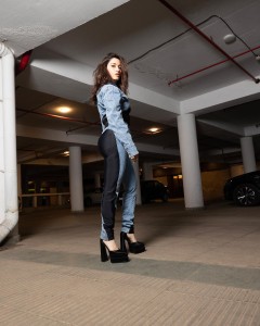 tamannaah-in-mugler-spiral-jeans-photos-003