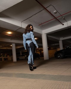 tamannaah-in-mugler-spiral-jeans-photos-004