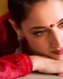 tamanna-looking-gorgeous-outfit-and-style-photos-012