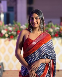 manoj-k-jayan-daughter-kunjatta-photos-020