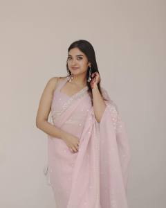 manoj-k-jayan-daughter-kunjatta-photos-029