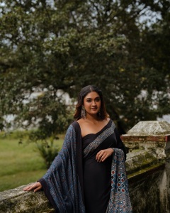 manoj-k-jayan-urvashi-daughter-tejalakshmi-images-020