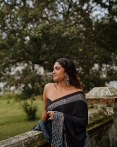 manoj-k-jayan-urvashi-daughter-tejalakshmi-images-026