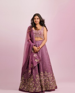 urvashi-daughter-photos-new-003