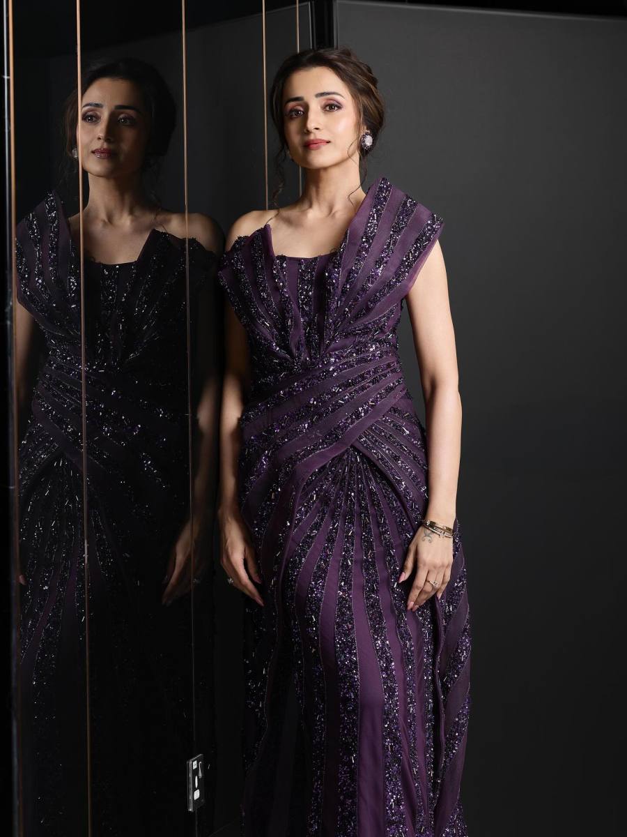 actress-trisha-in-violet-gown-photos-003