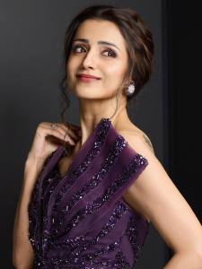 actress-trisha-in-violet-gown-photos-004