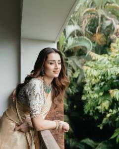 actress-trisha-krishnan-in-party-styling-ideas-photos-004