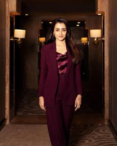 actress-trisha-new-fashion-trend-style-photos-003