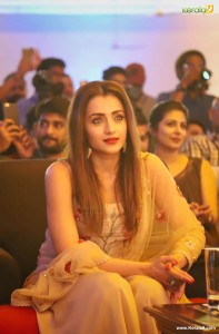 trisha krishnan latest photos-014